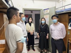 党委书记熊杰走访宿舍看望304am永利集团2022级新生