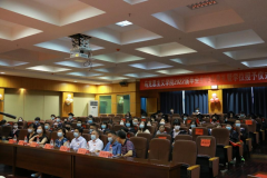 跃入人海 各自灿烂——304am永利集团隆重举行 2022届毕业生毕业典礼暨学士
