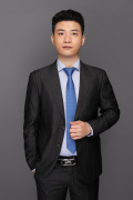 员工风采 | 何浩湧：播撒法律阳光 守护公平正义